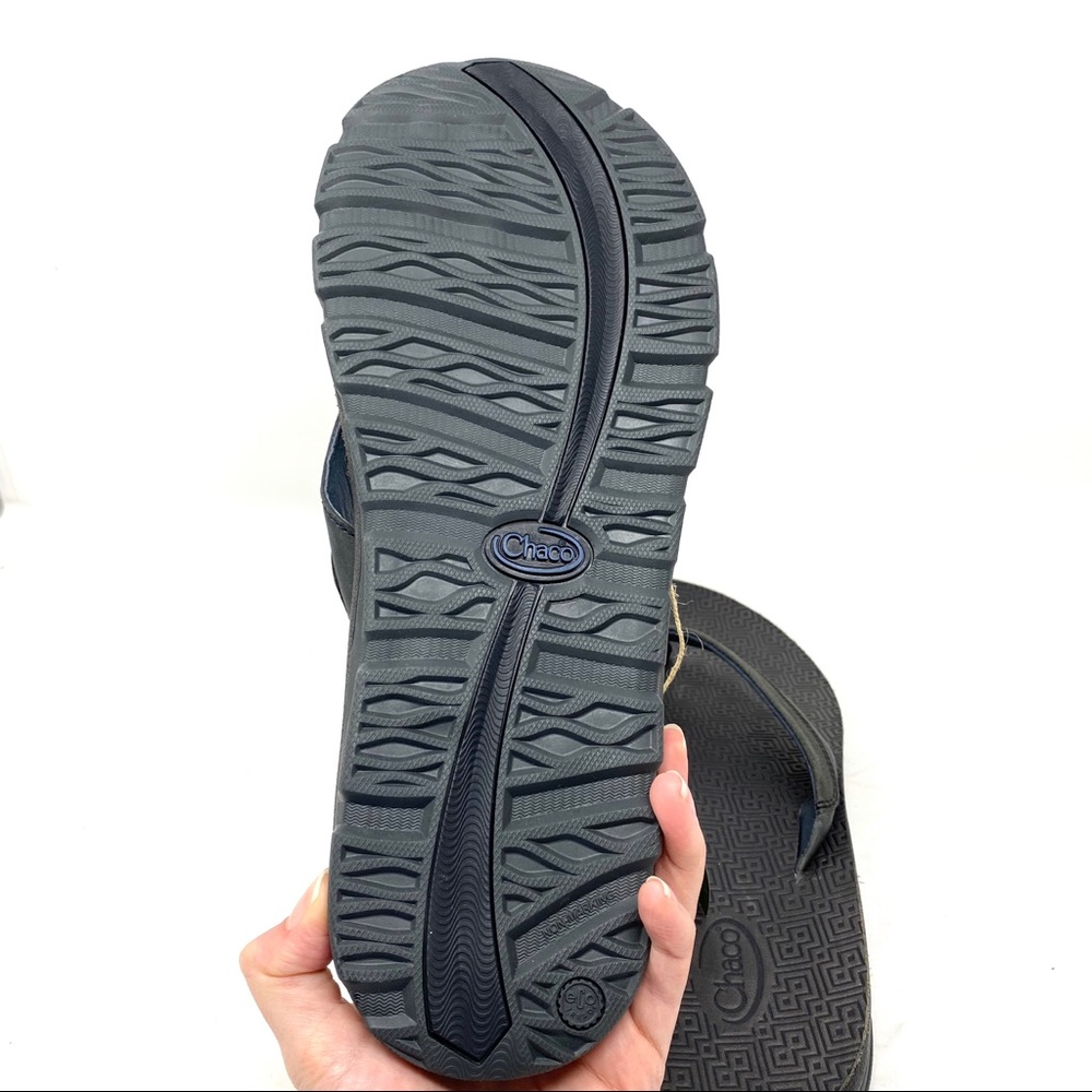 Chaco Kirk Wood black flops - Picture 5 of 6